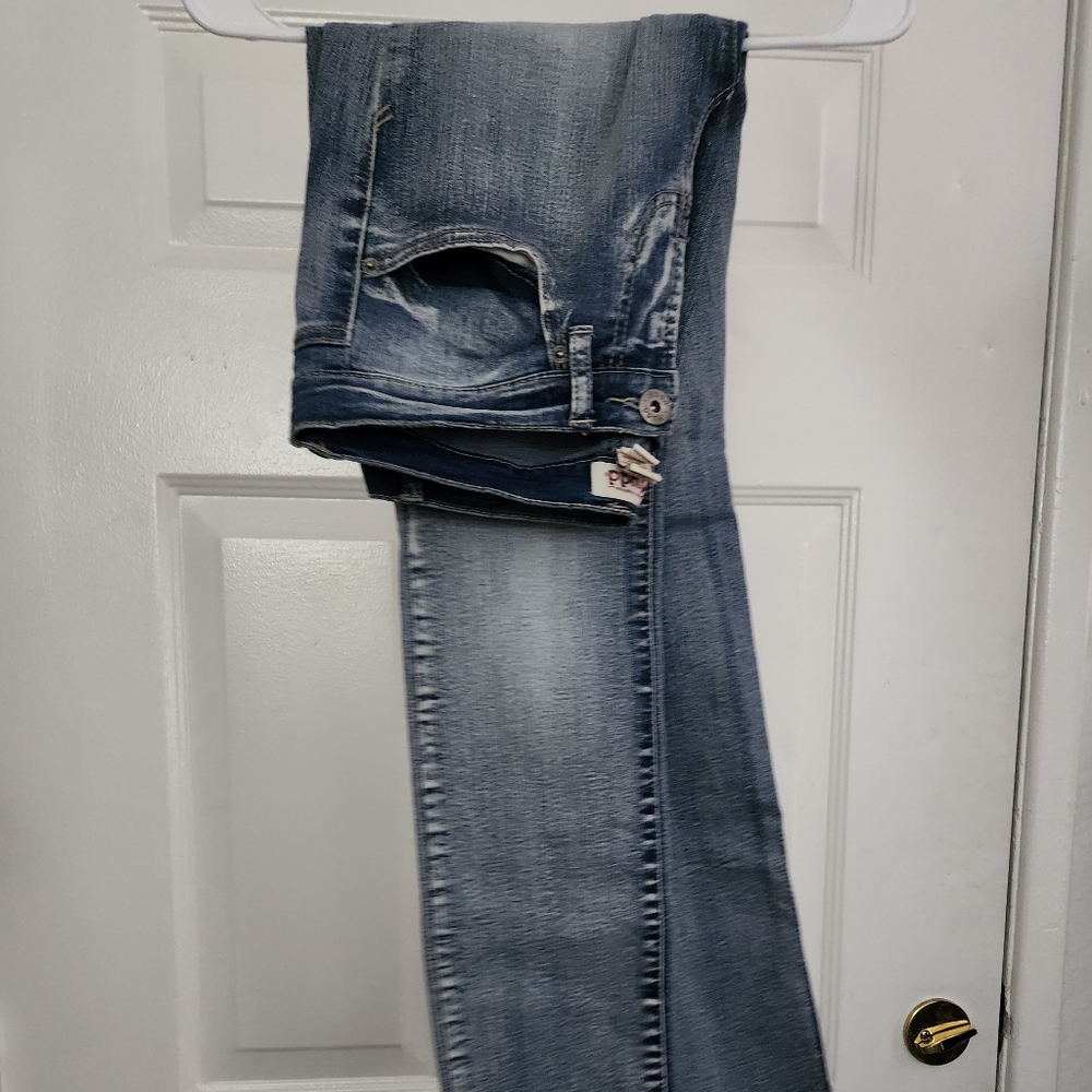 blue jeans distressed size 9